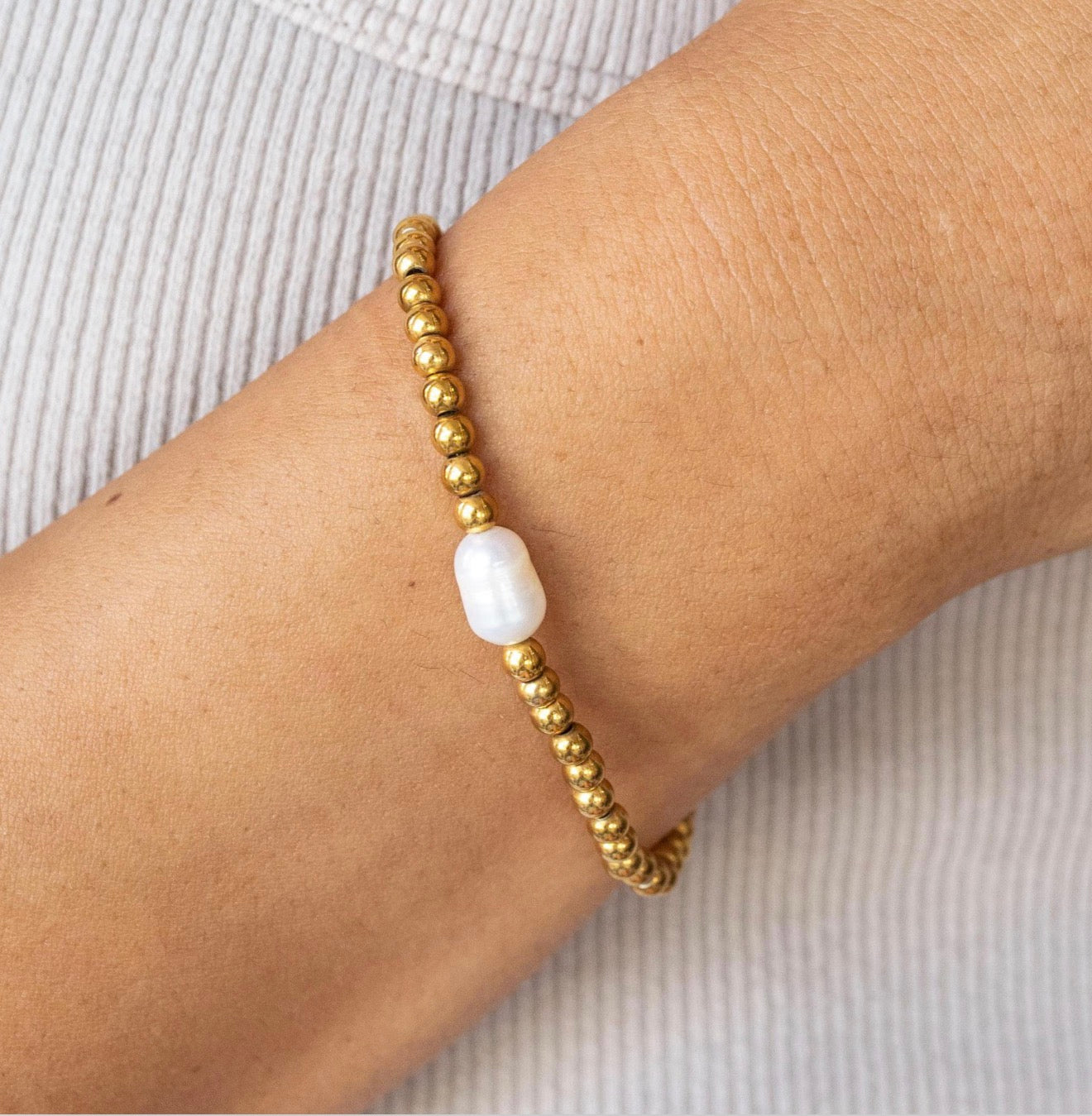 Seaside Pearl Stretch Bracelet
